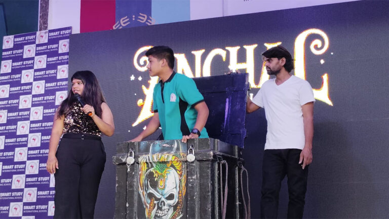 Magic Show in Rajsamand School